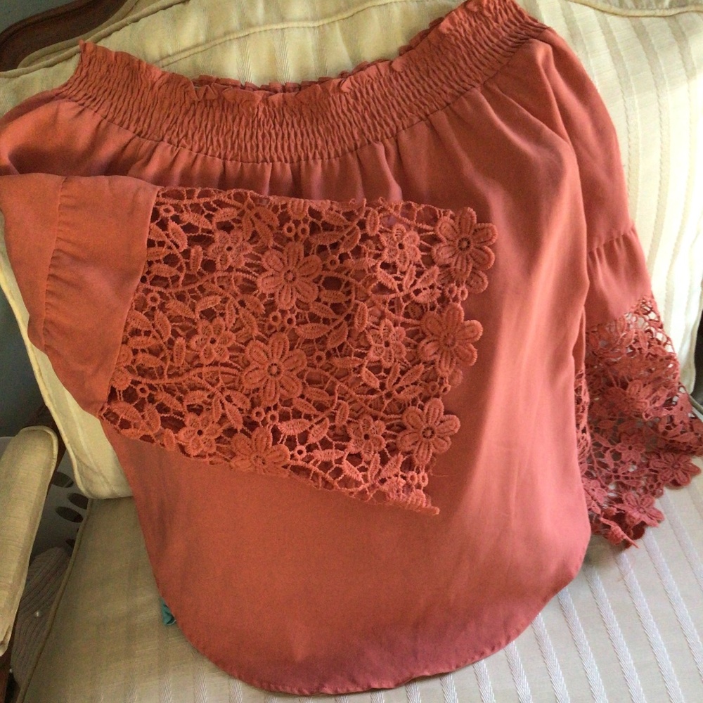 Women’s Off Shoulder Smocked Crochet Accent Blouse in Pumpkin sz M NWT - Picture 6 of 7